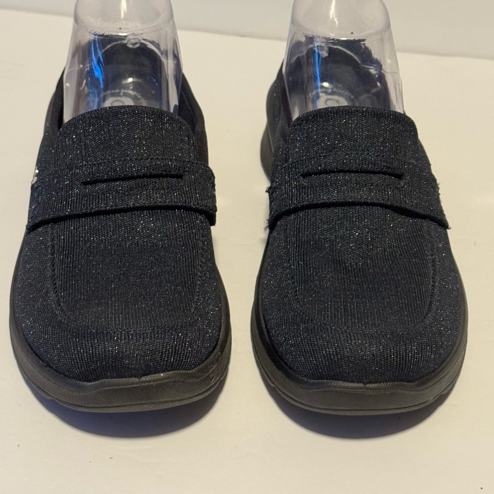 Bzees Women’s 9.5 Georgia Navy Blue Sparkle Mule Slip-On Sandals Loafers